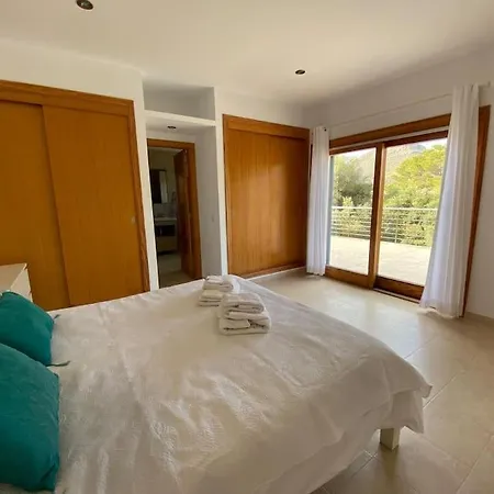 5 Bedroom With Pool Puerto Pollenca Majorca 别墅