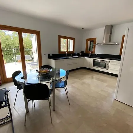 5 Bedroom With Pool Puerto Pollenca Majorca Villa *