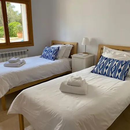 Villa 5 Bedroom With Pool Puerto Pollenca Majorca *