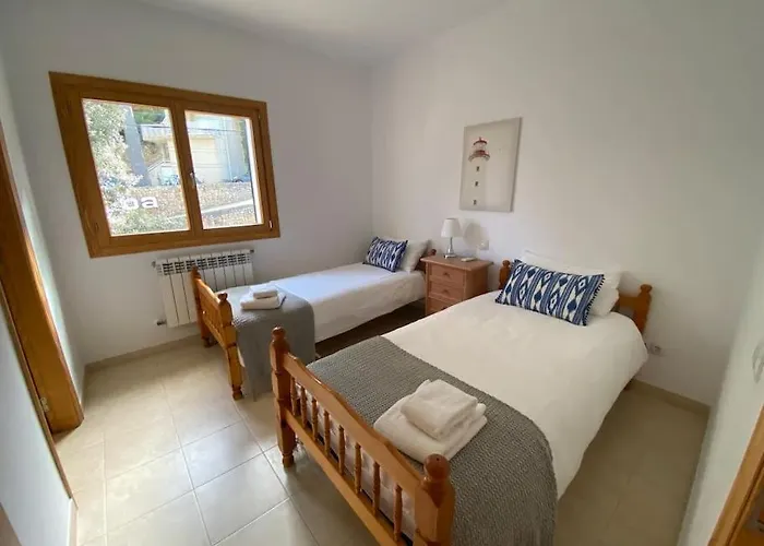 Villa 5 Bedroom With Pool Puerto Pollenca Majorca *