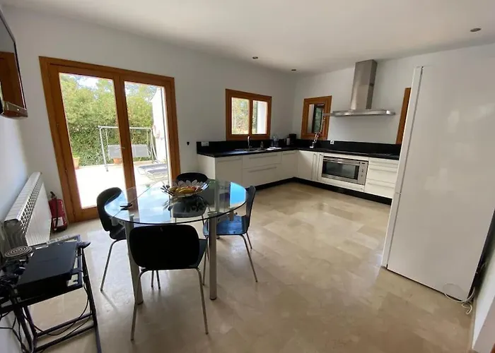 5 Bedroom With Pool Puerto Pollenca Majorca Villa *