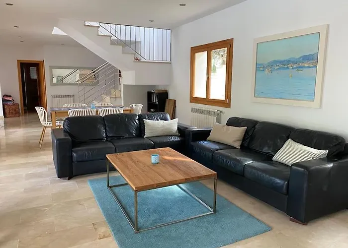 5 Bedroom With Pool Puerto Pollenca Majorca