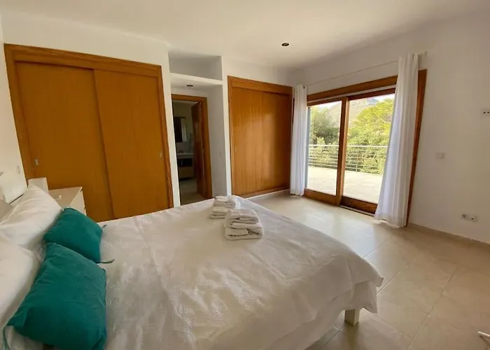 5 Bedroom With Pool Puerto Pollenca Majorca Willa