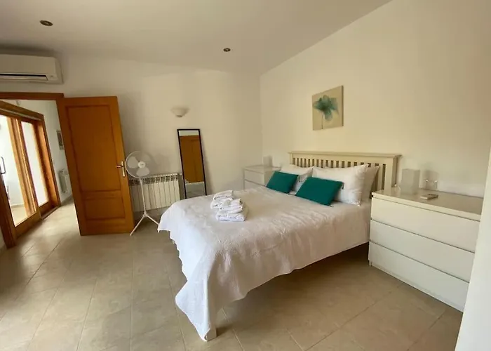 Villa 5 Bedroom With Pool Puerto Pollenca Majorca